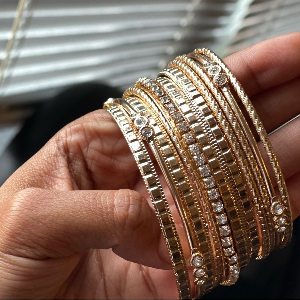 12 bracelet/bangels set